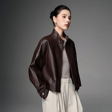 Cargar imagen en el visor de la galería, Leather Cropped Jacket