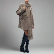 Cargar imagen en el visor de la galería, Patchwork Pocket Jacket