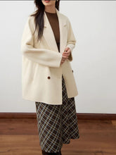 Load image into Gallery viewer, Sleek Wool Blazer