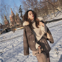 Load image into Gallery viewer, Pepper Woolen Coat