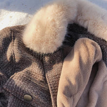 Load image into Gallery viewer, Pepper Woolen Coat