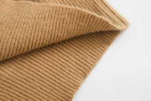 Load image into Gallery viewer, Belim Cardigan Sweater